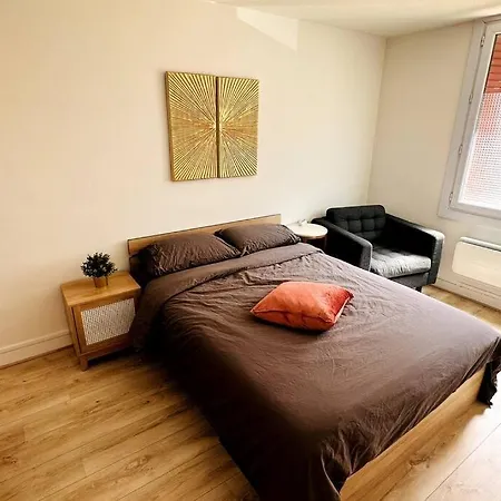 Apartamento 3 + Parking à 7