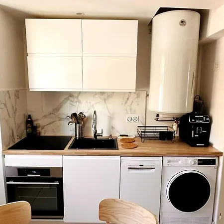 3 + Parking à 7 * Lyon