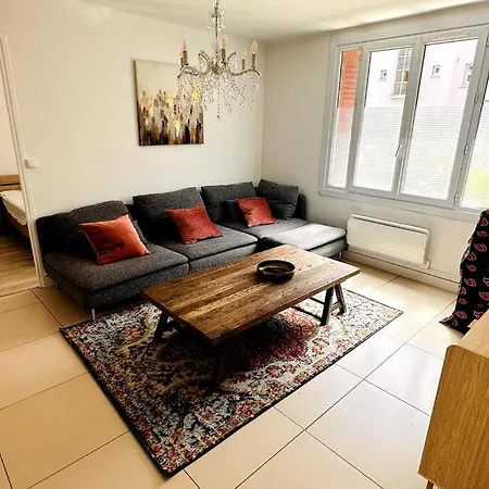 3 + Parking A 7 Apartment Lyon
